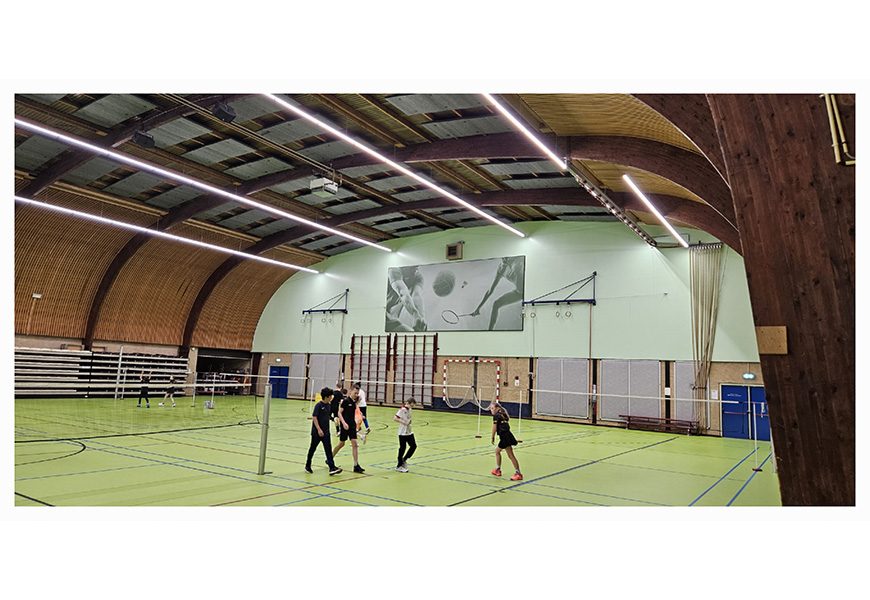 De Jeugdtrainers-express in actie bij badmintonclub Geldrop te Geldrop